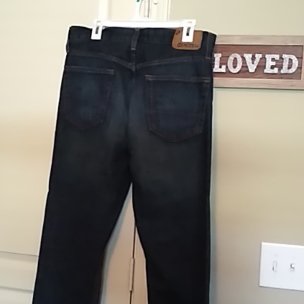 Men - Picture 2 of 3